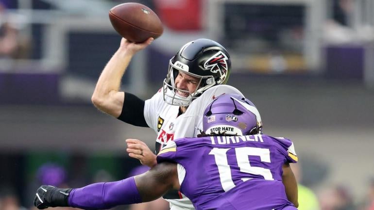 kirk cousins images 0015