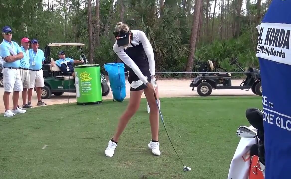 Korda putting motion
