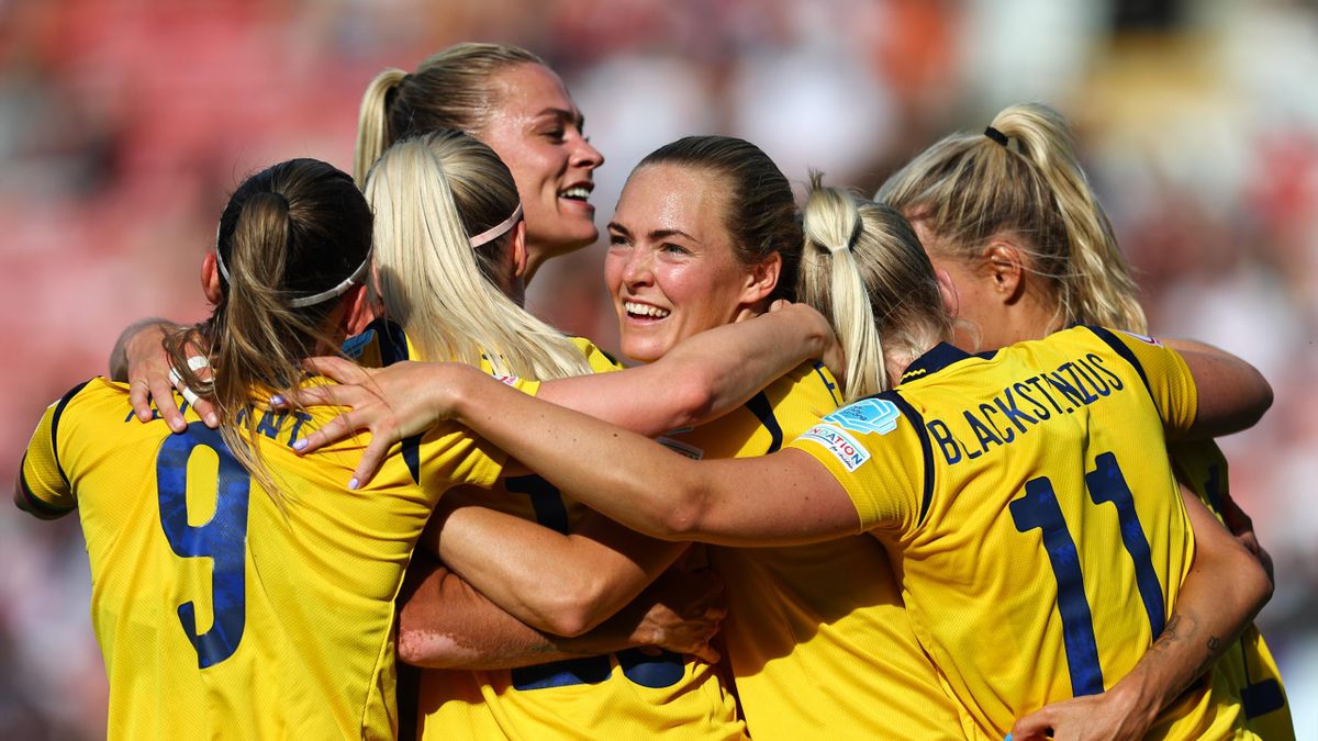 kosovare asllani current teams 0017