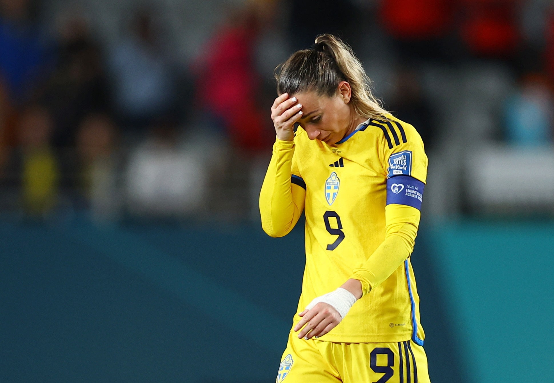 kosovare asllani current teams 0019