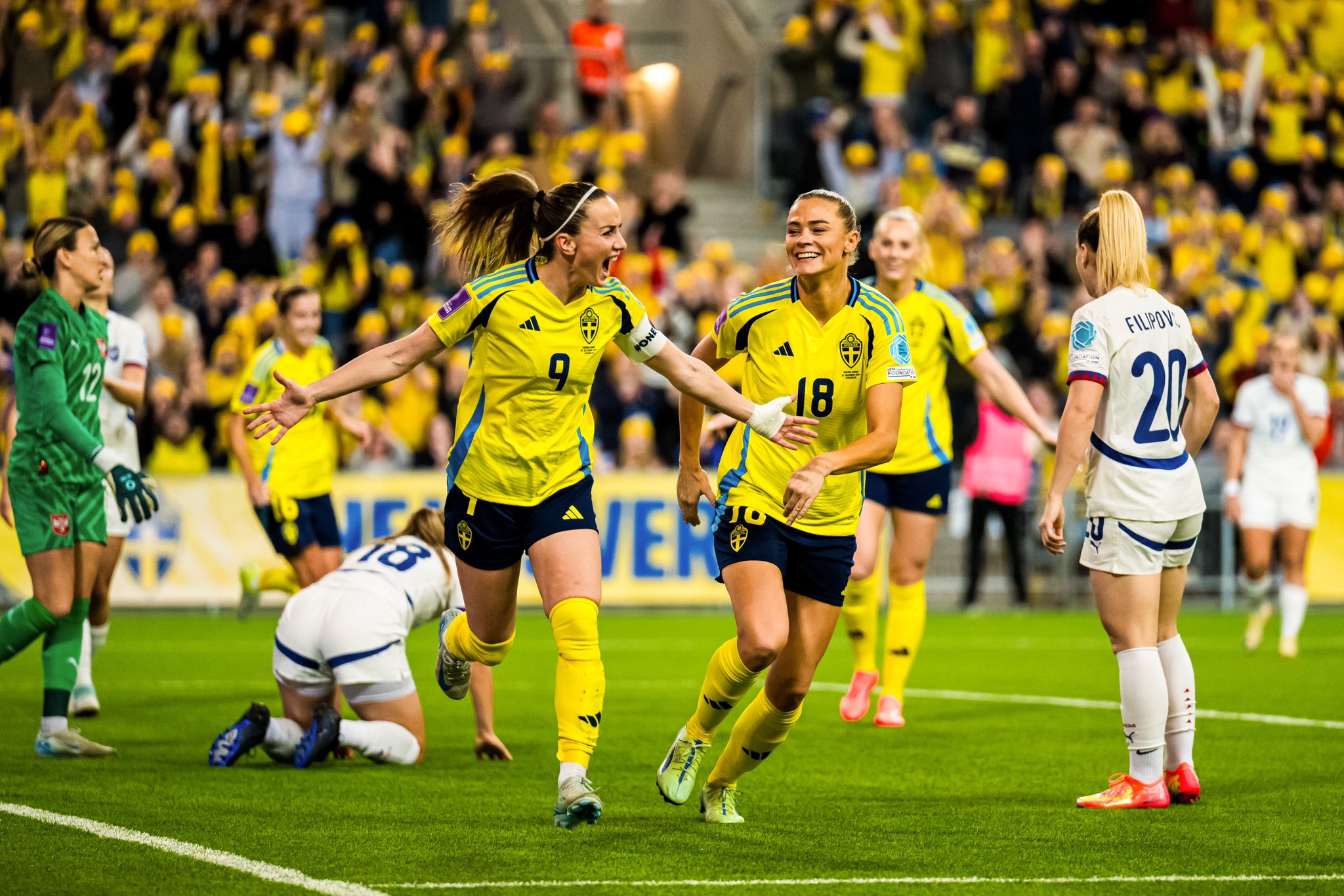 kosovare asllani current teams 0020
