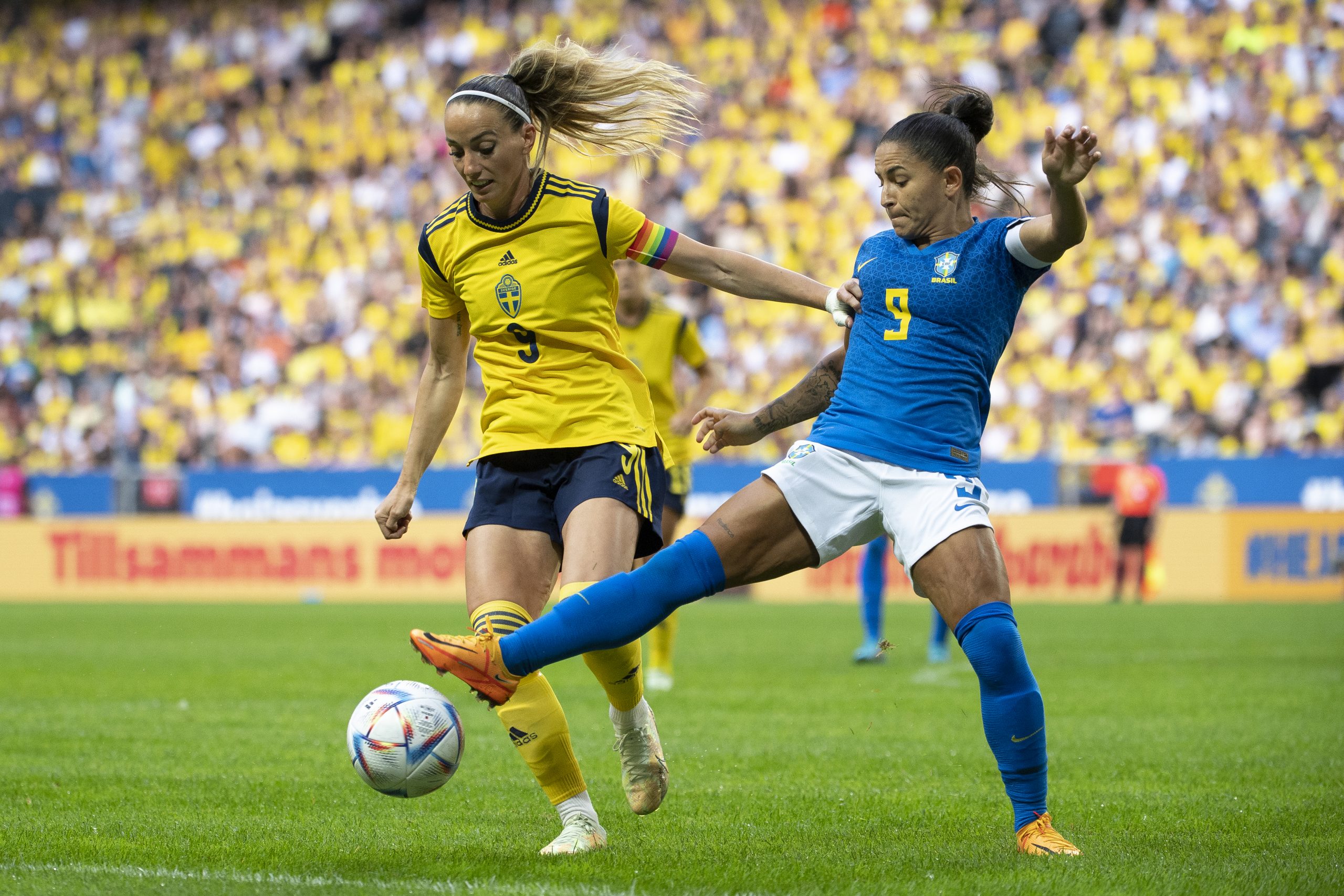kosovare asllani current teams 0041