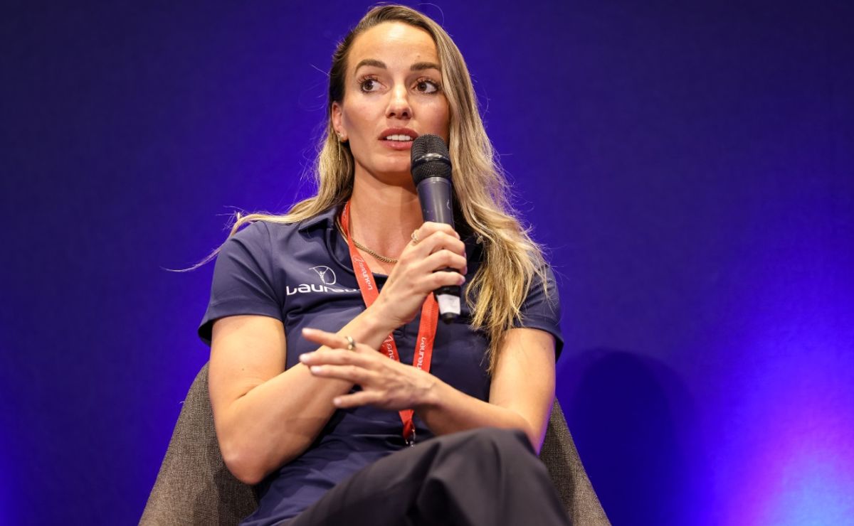 kosovare asllani current teams 0046