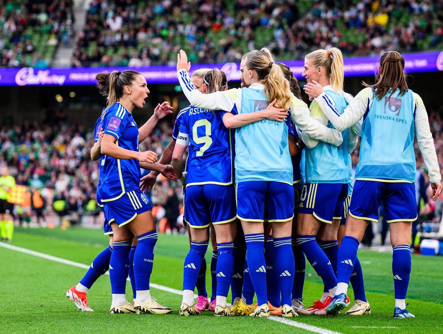 kosovare asllani current teams 0078
