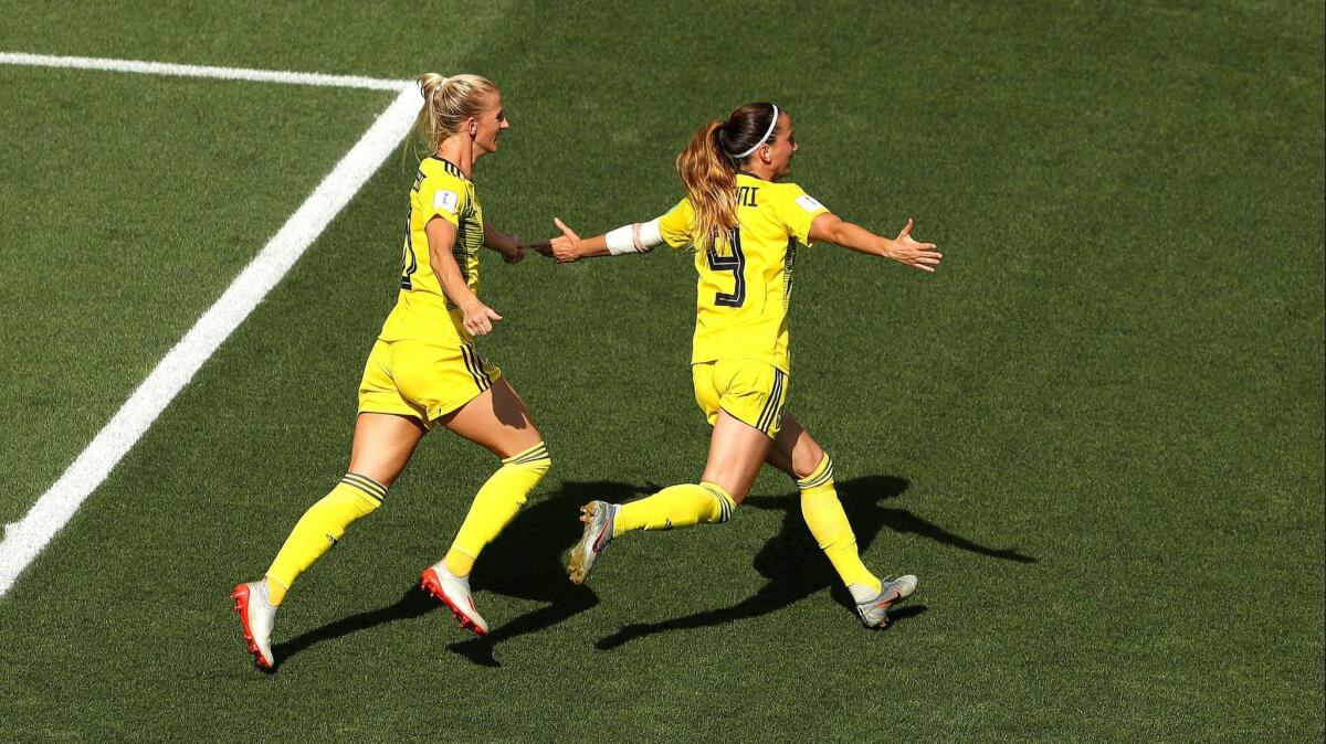 kosovare asllani current teams 0081