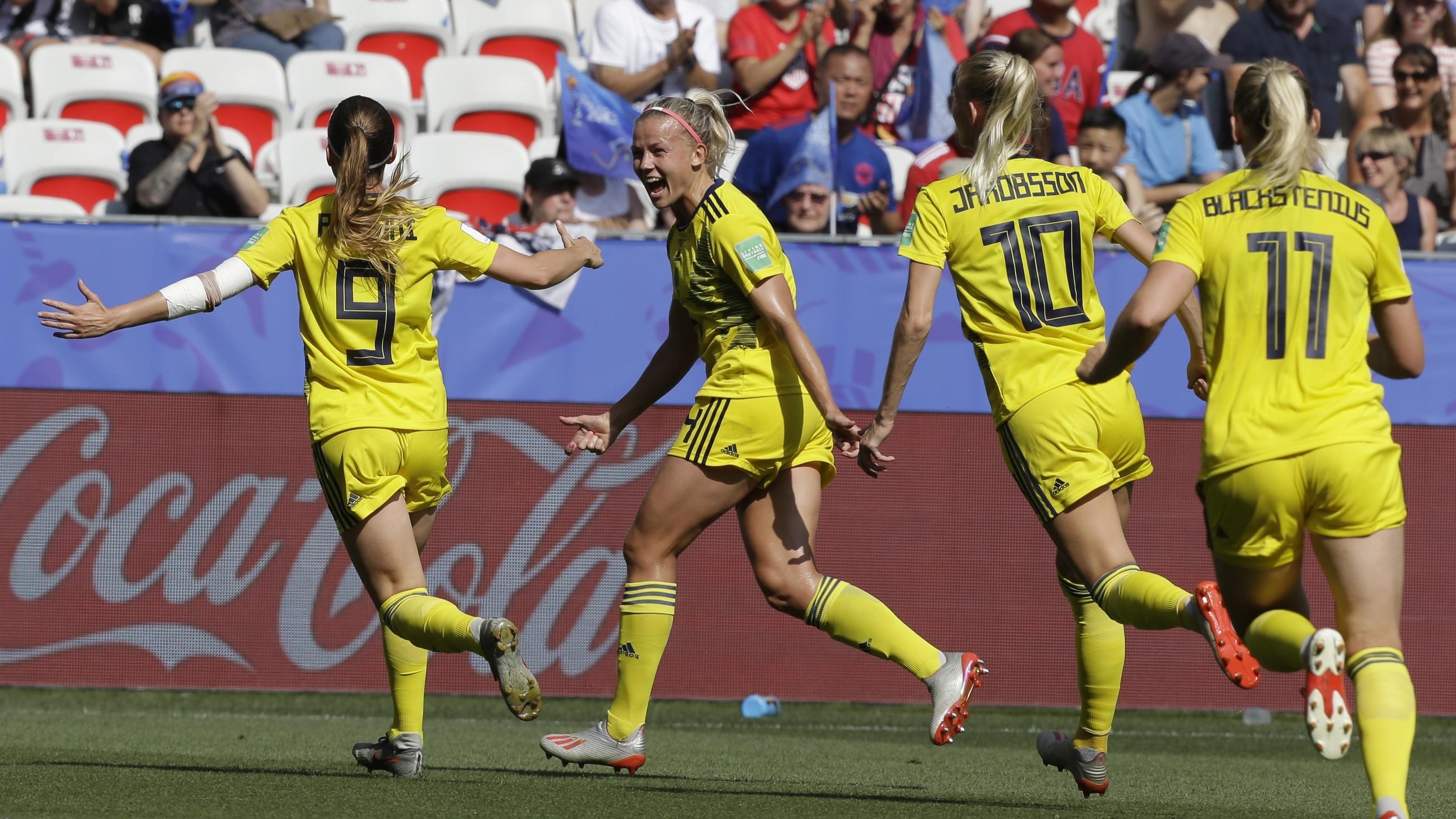 kosovare asllani current teams 0083