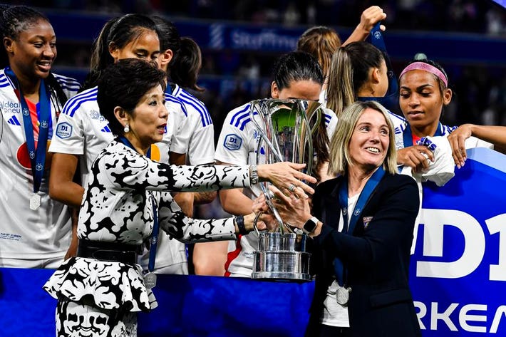 kosovare asllani current teams 0088