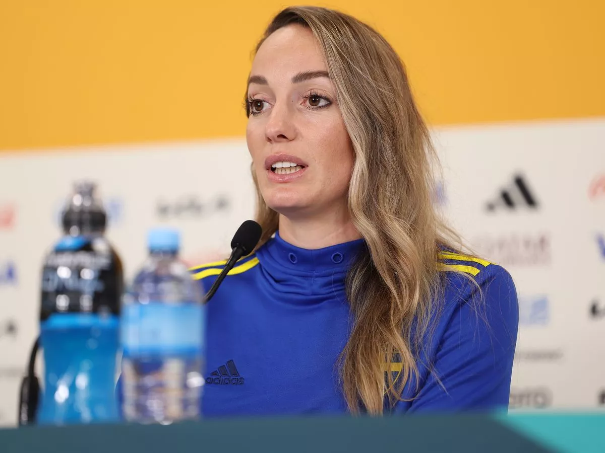 kosovare asllani current teams 0092