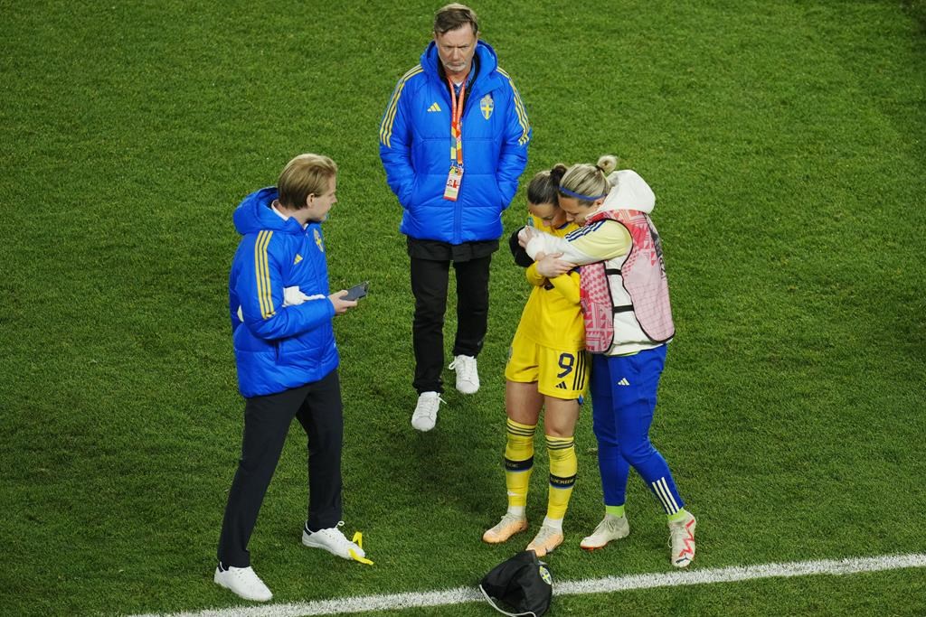 kosovare asllani current teams 0097