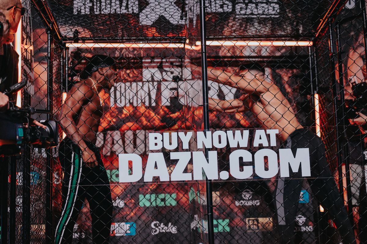 ksi vs tommy fury poster 0015