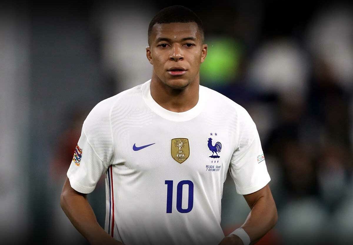 Kylian Mbappe background