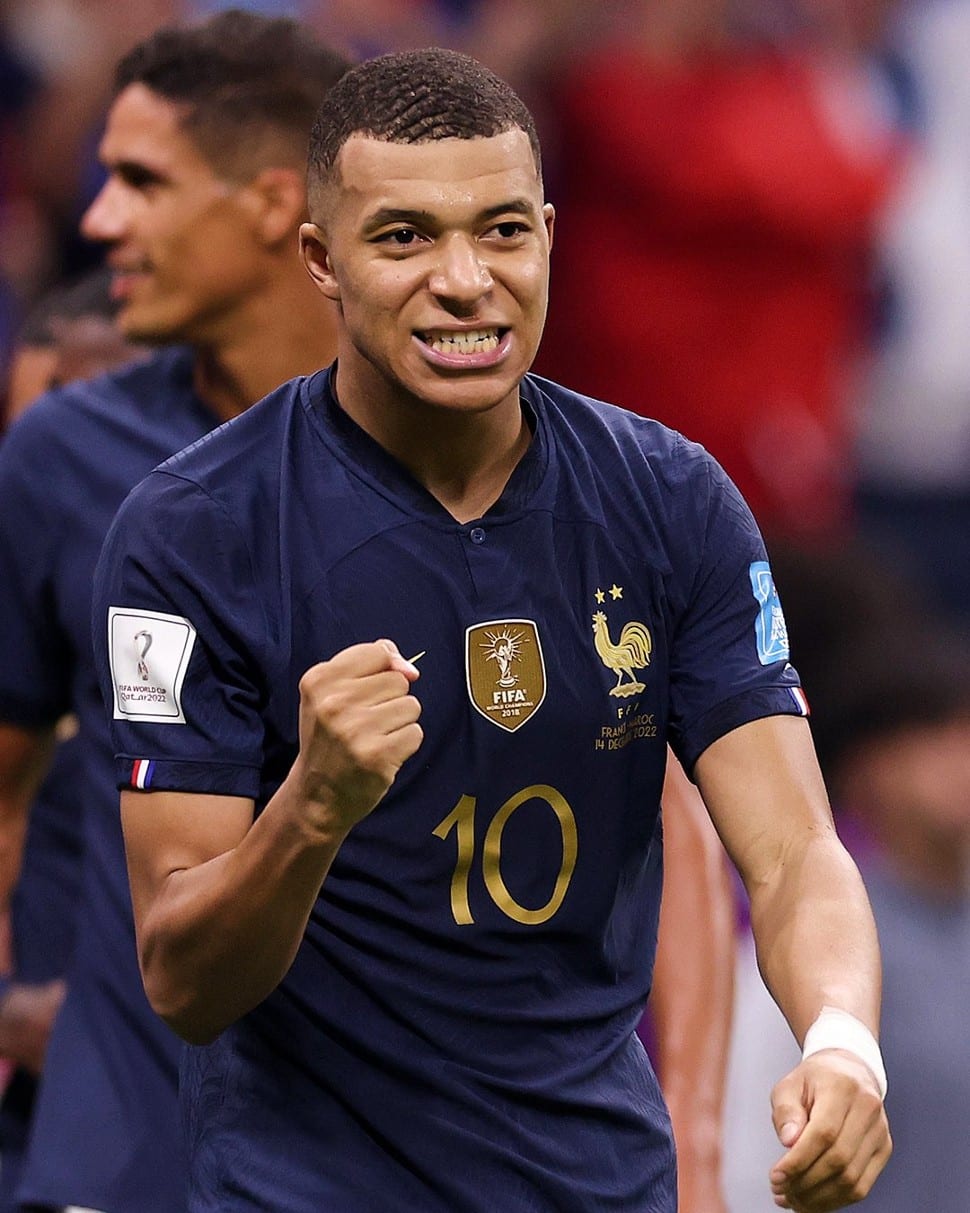 kylian mbappe golden boot 0068