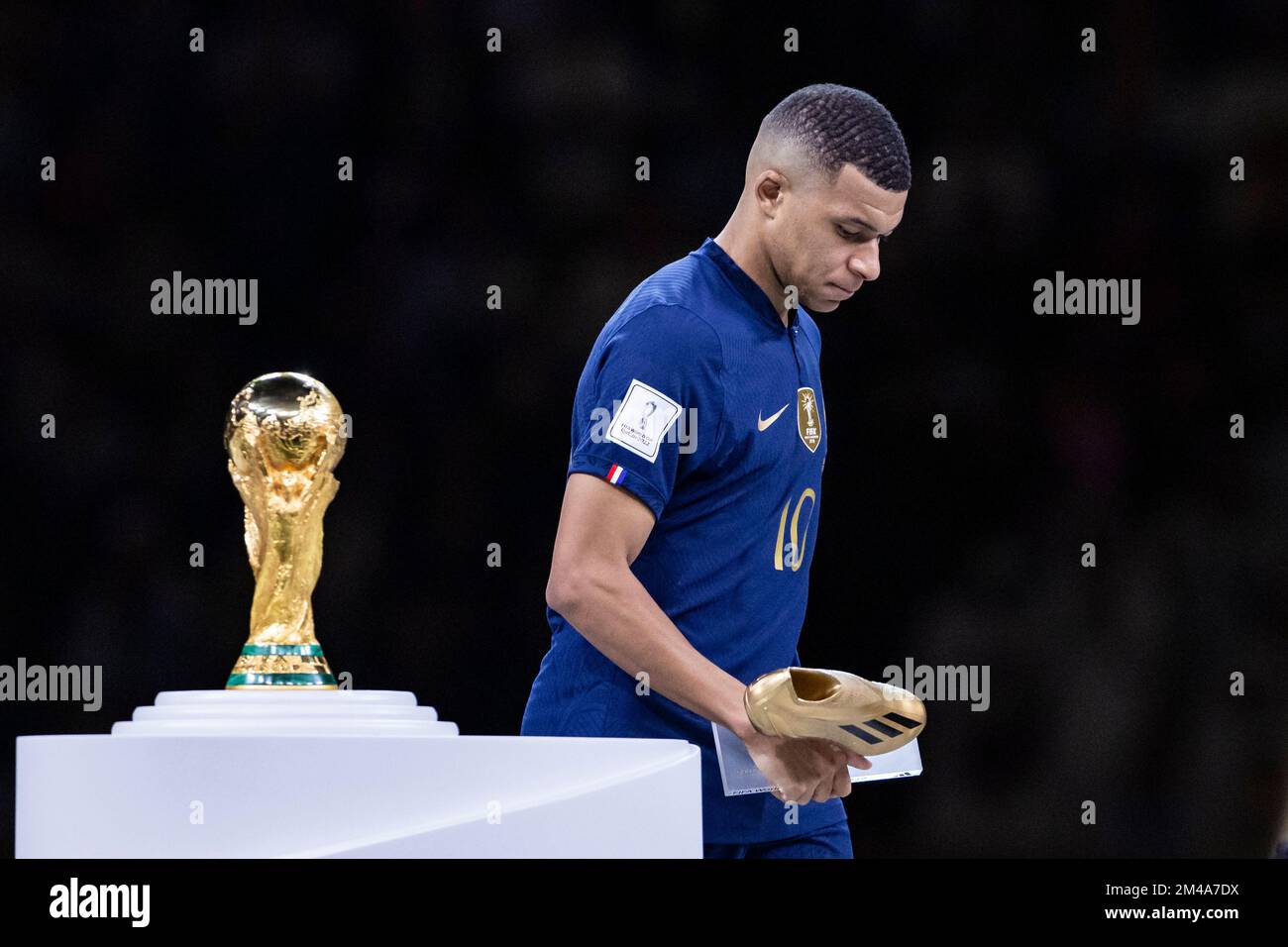 kylian mbappe golden boot 0086