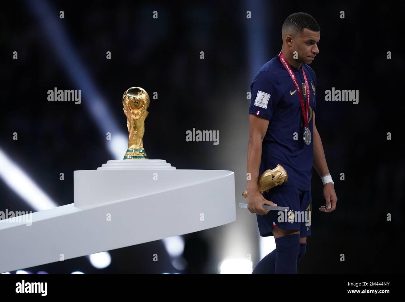 kylian mbappe golden boot 0096