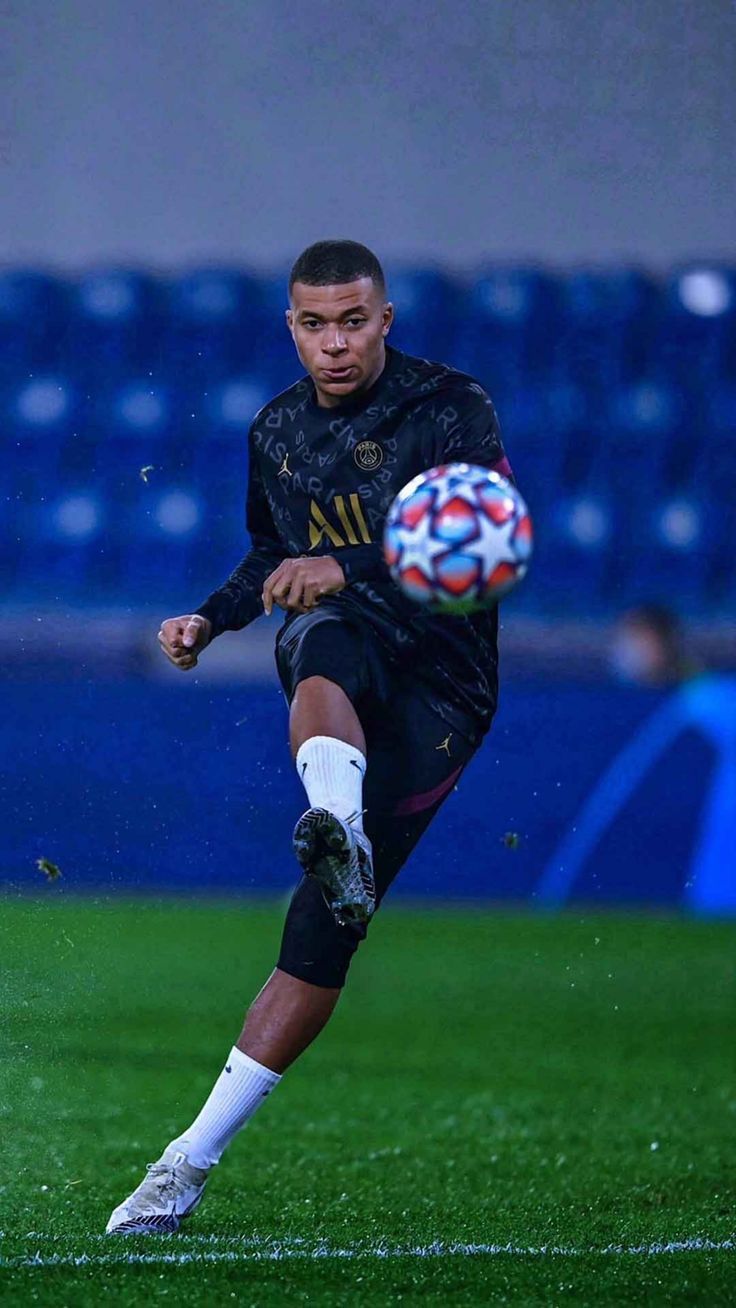 kylian mbappe wallpaper 2022 0080