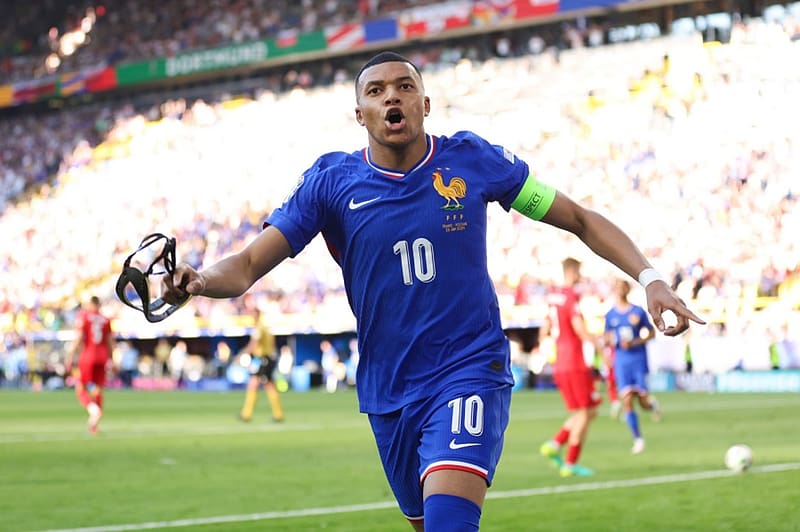 kylian mbappe - world cup 2018 france soccer player wallpapers 0033