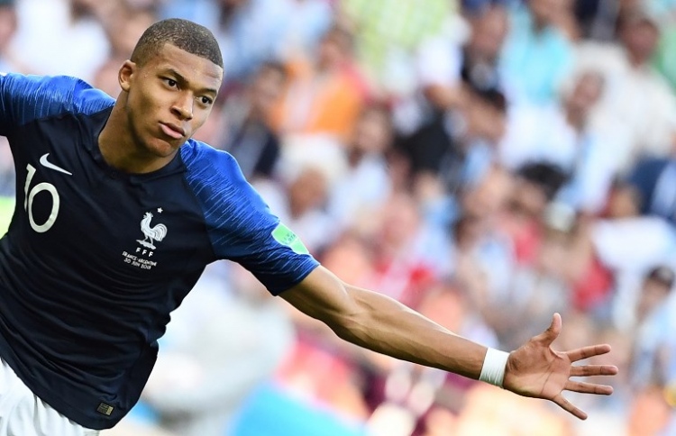 kylian mbappe - world cup 2018 france soccer player wallpapers 0034