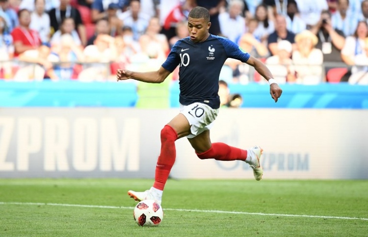 kylian mbappe - world cup 2018 france soccer player wallpapers 0037