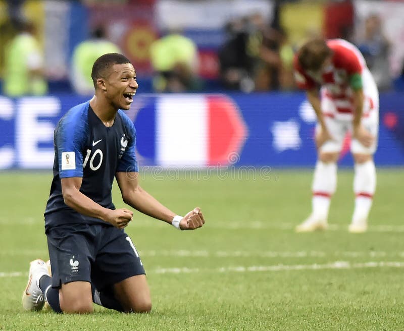 kylian mbappe - world cup 2018 france soccer player wallpapers 0073