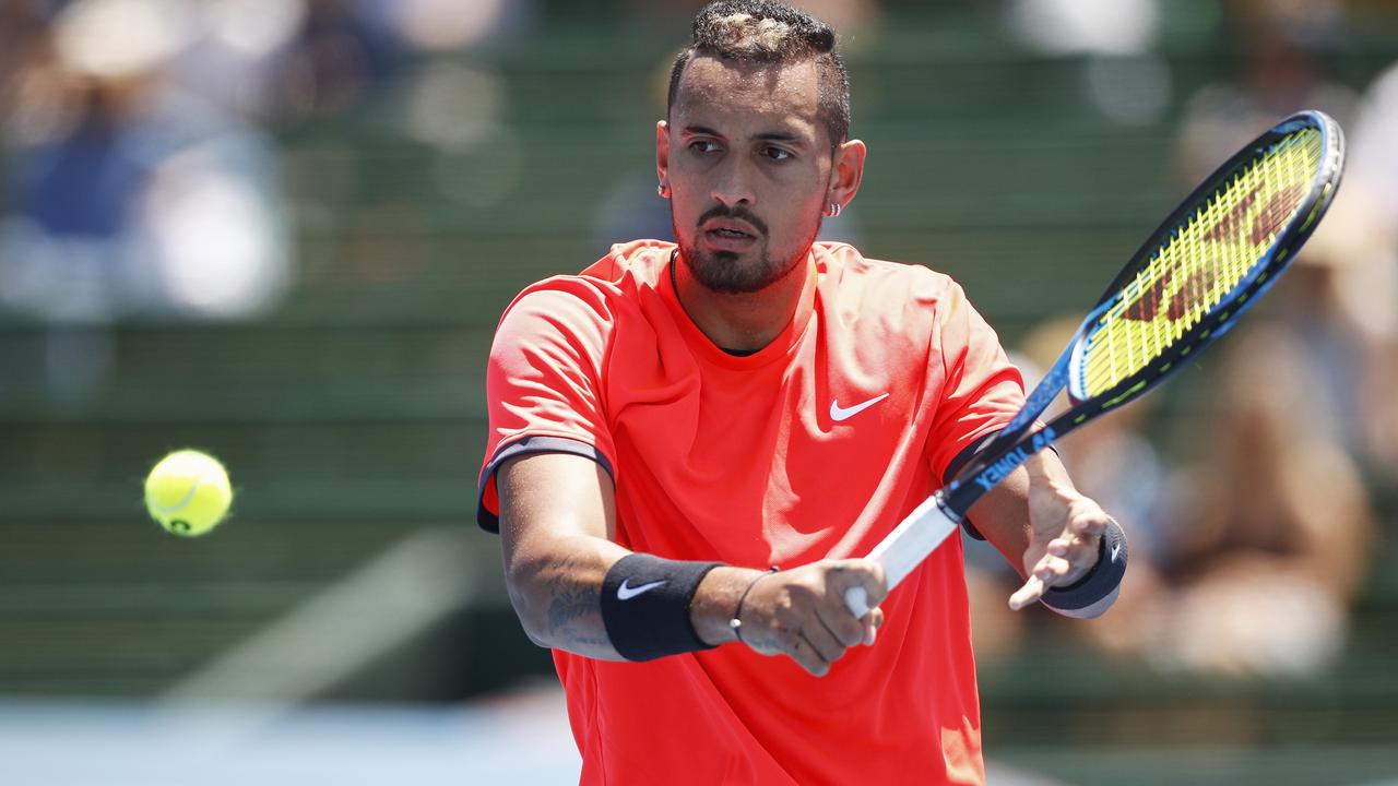 kyrgios backhand 0025