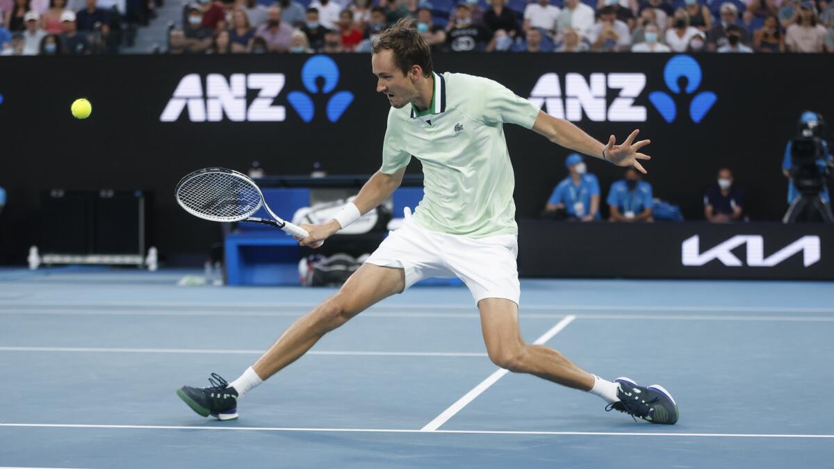 kyrgios backhand 0043