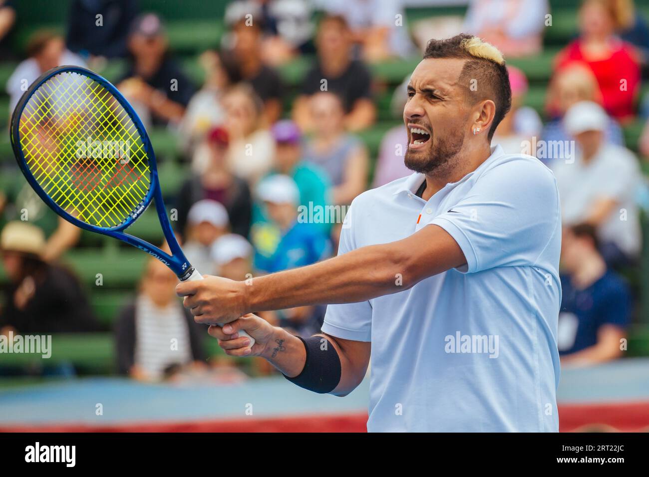 kyrgios backhand 0044