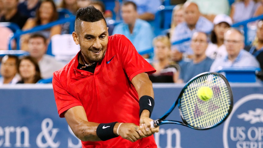 kyrgios backhand 0045