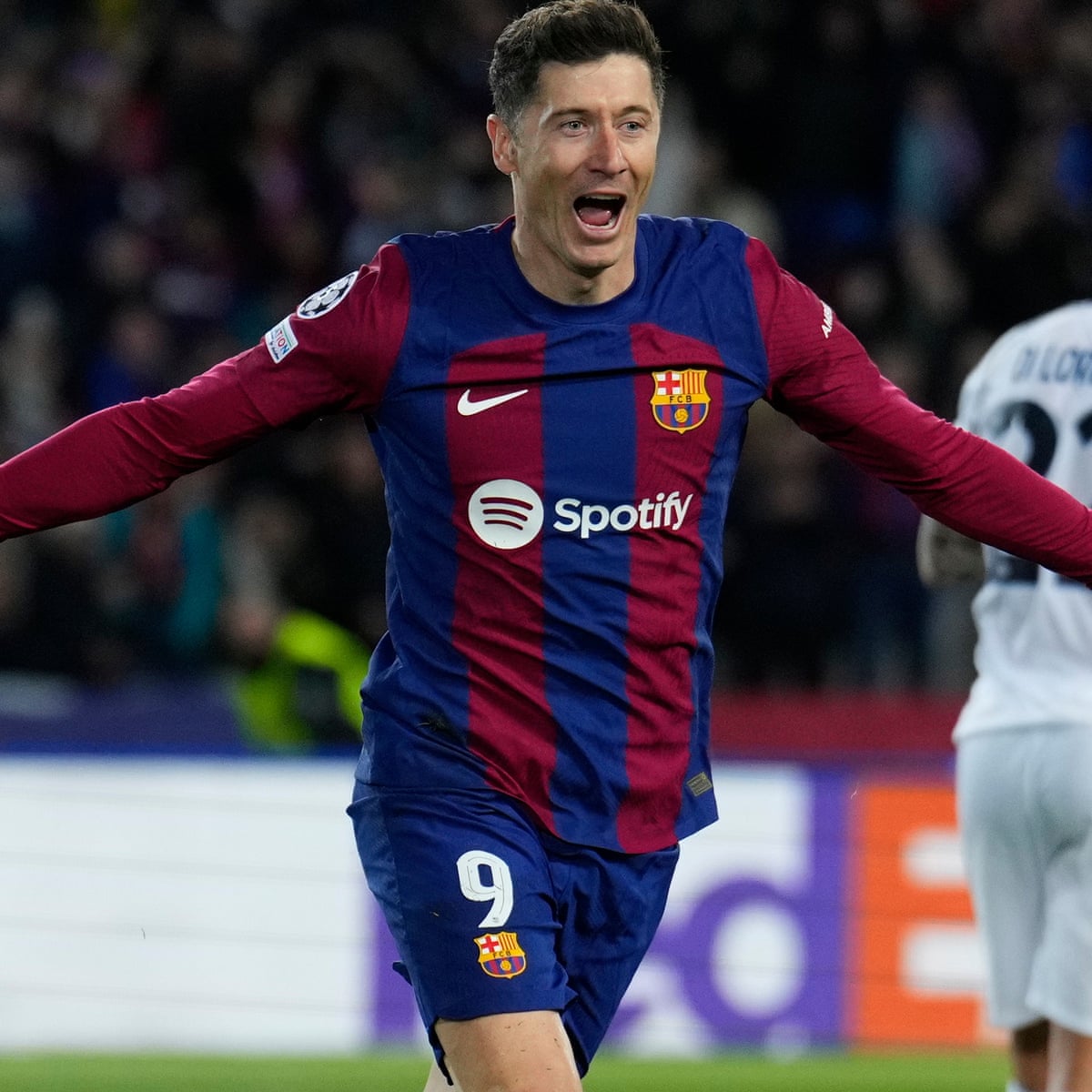 lewandowski signature celebration