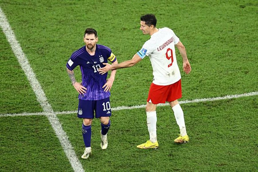 lewandowski vs messi 0030