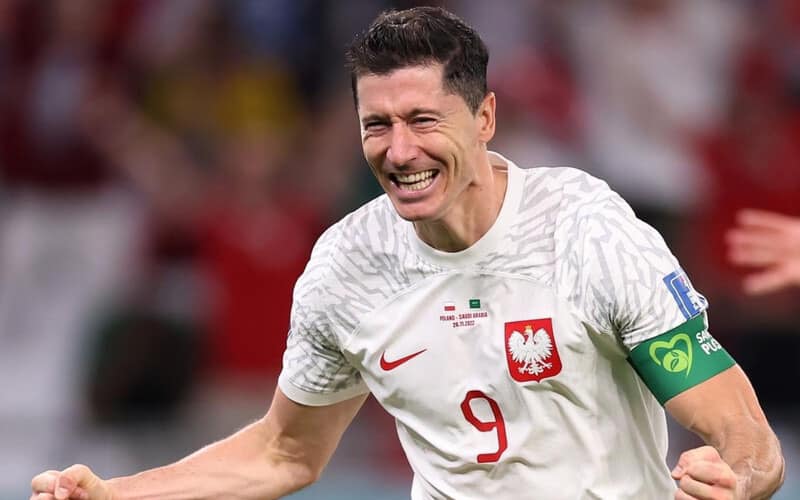 lewandowski vs messi 0073