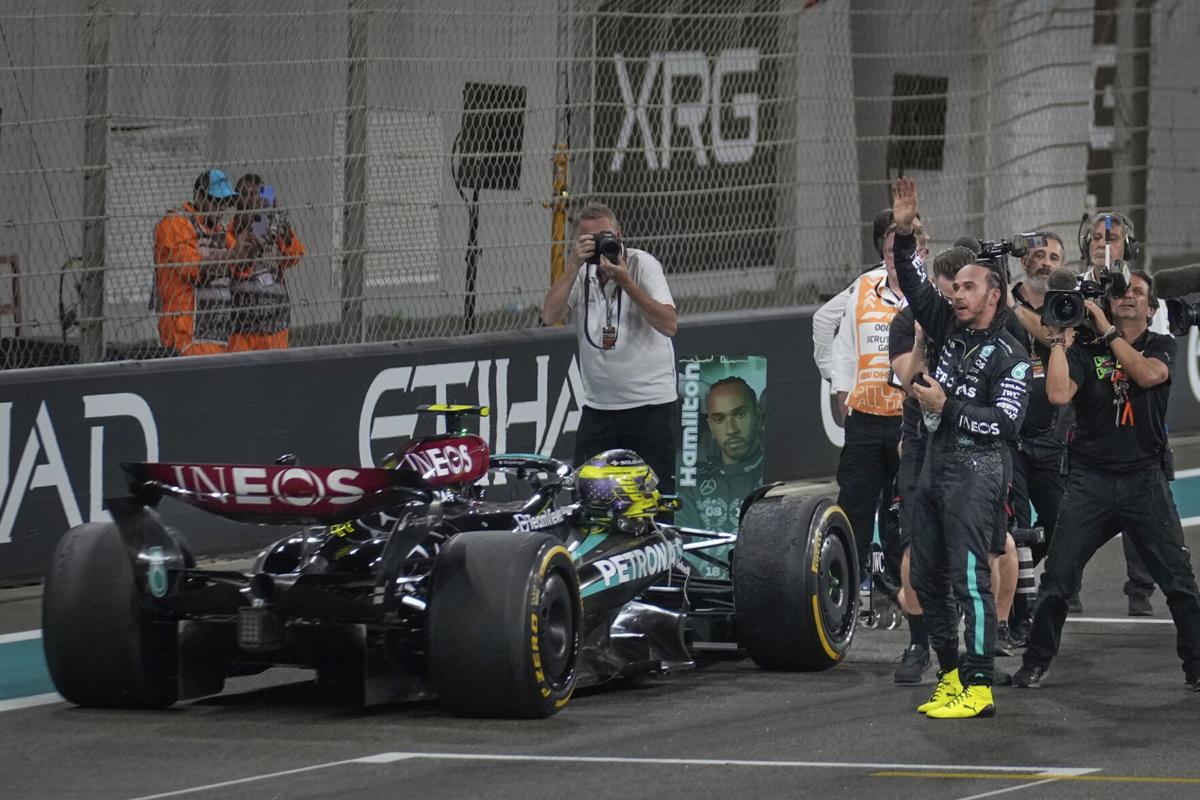 lewis hamilton abu dhabi gp print 0041