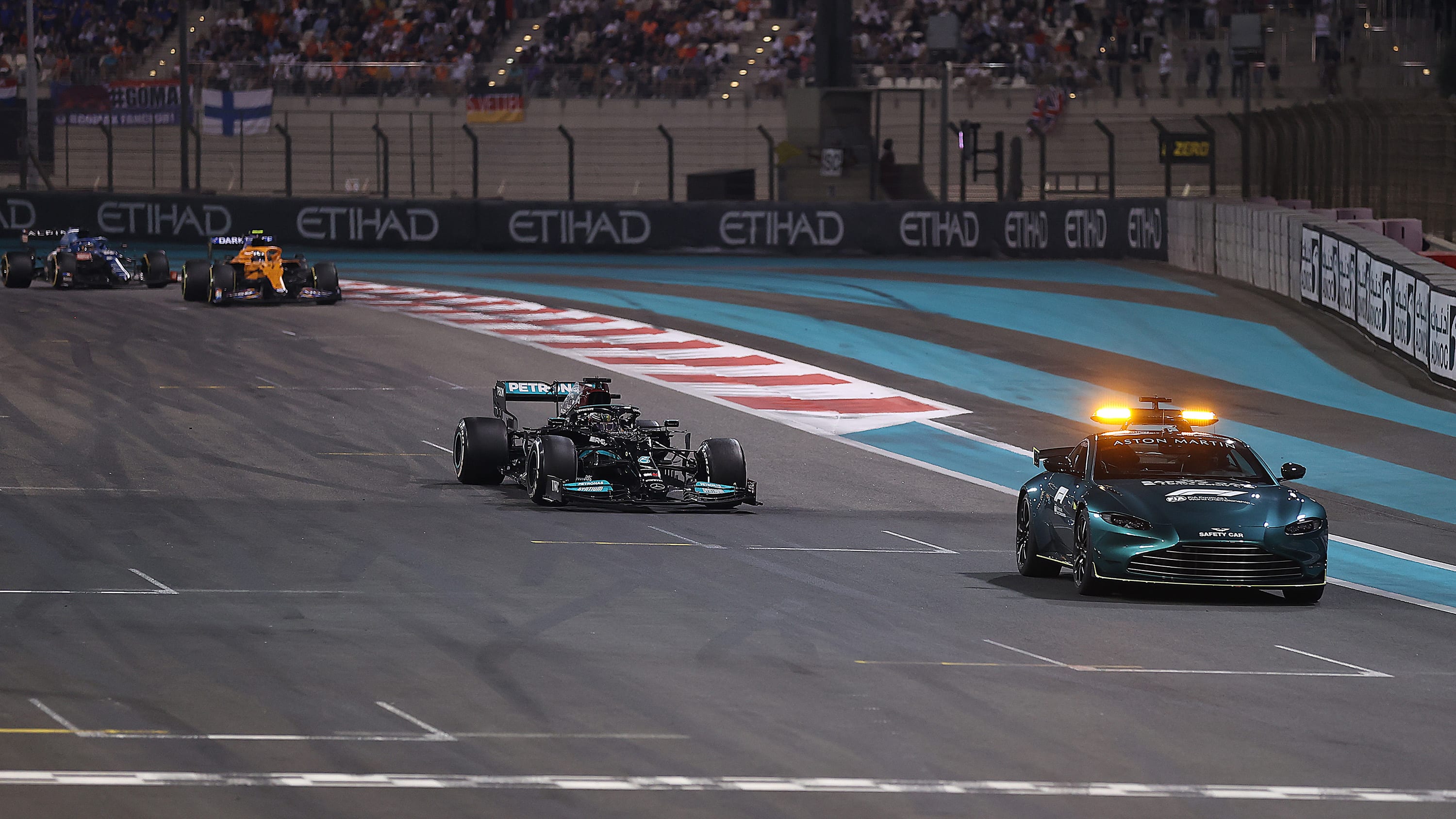 lewis hamilton abu dhabi gp print 0045
