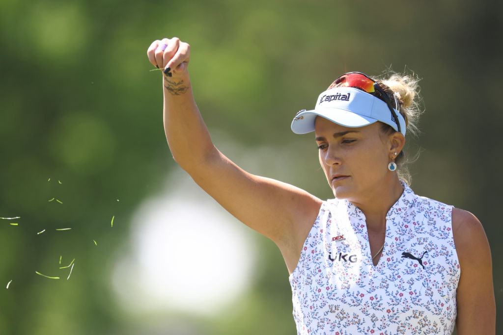 lexi thompson beach 0023
