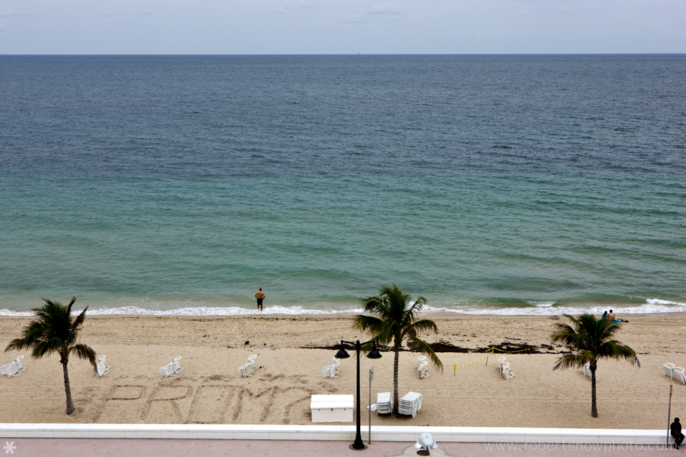 lexi thompson beach 0035