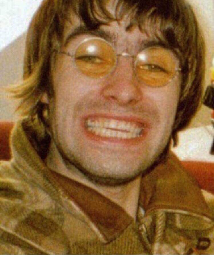 liam gallagher glasses 0018