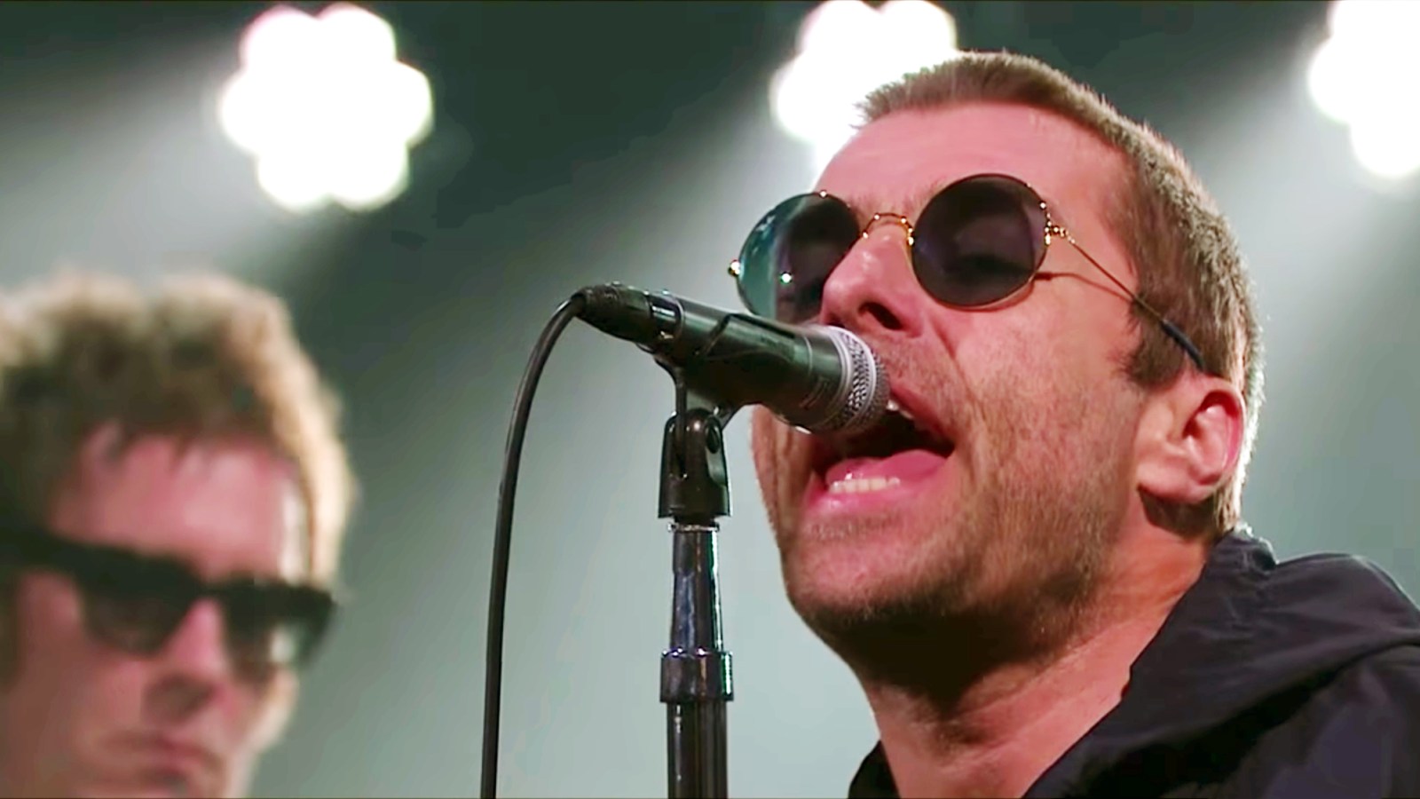 liam gallagher glasses 0032