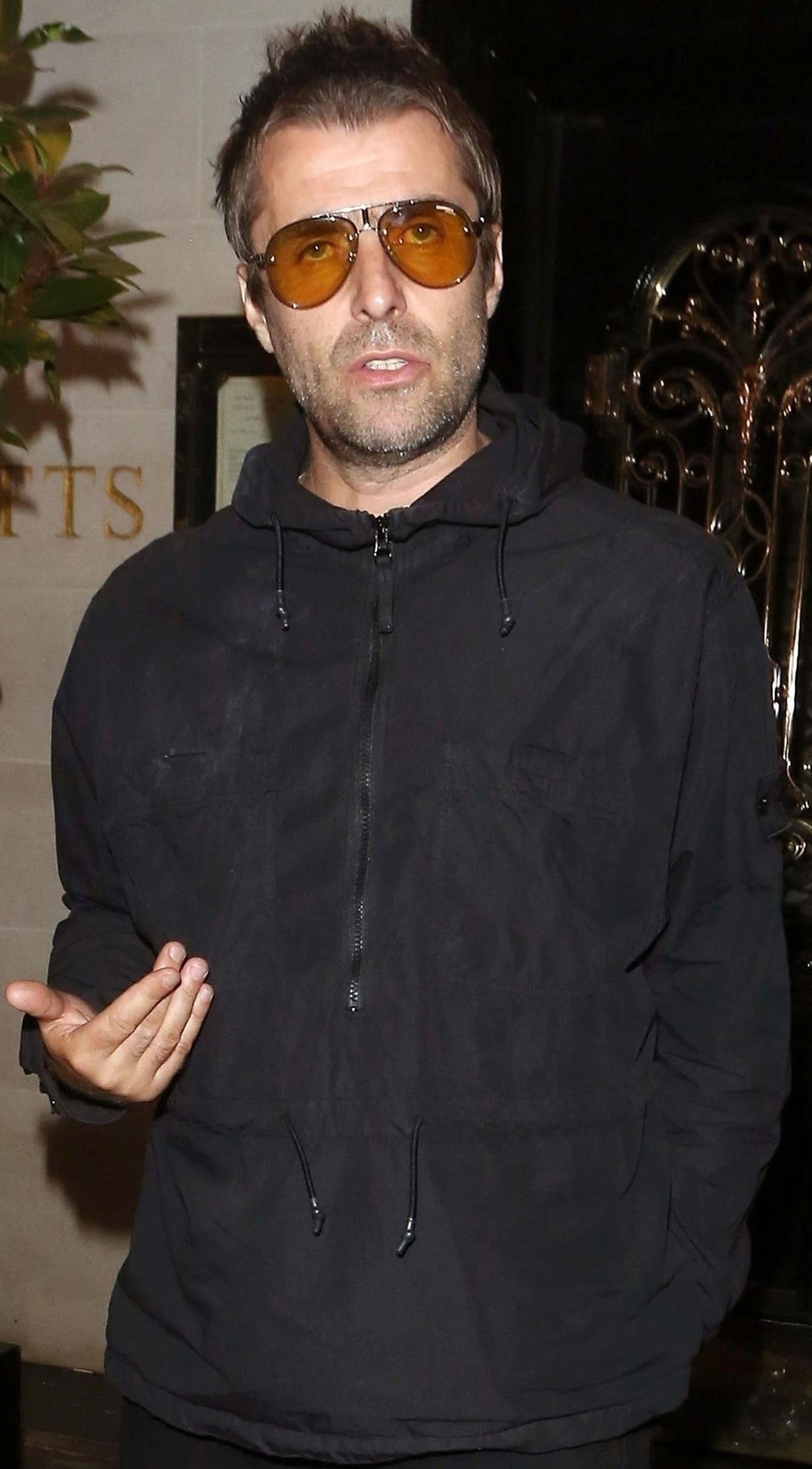 liam gallagher glasses 0038