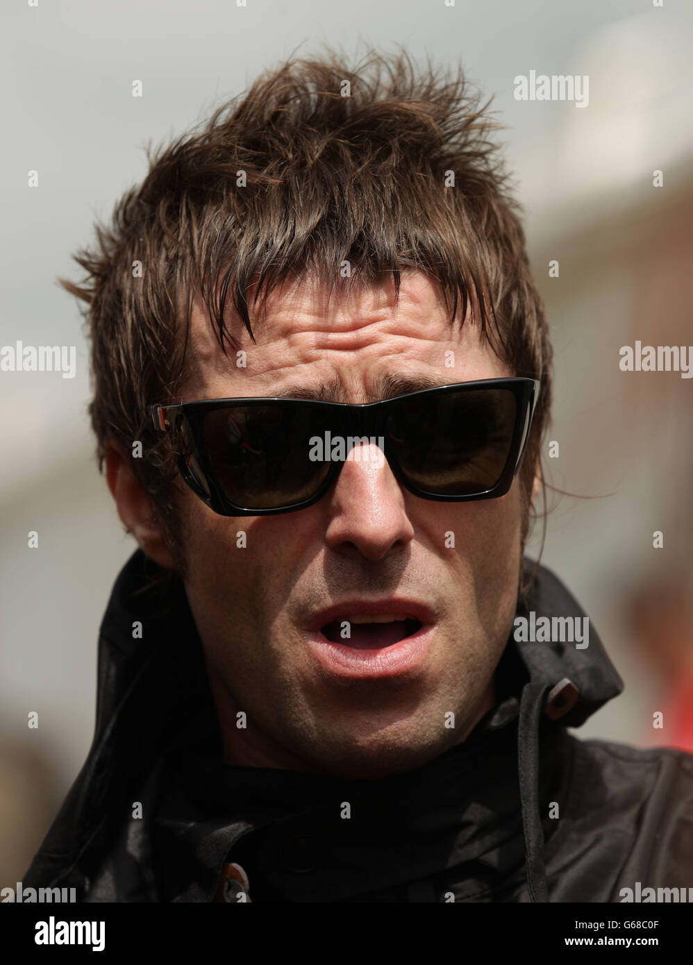 liam gallagher glasses 0041