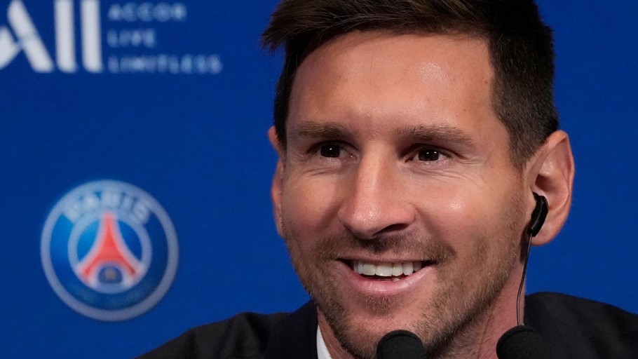 Lionel Messi eye color