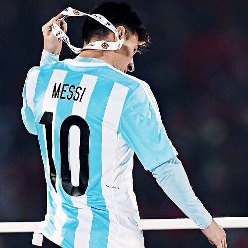 lionel messi eyes 0061