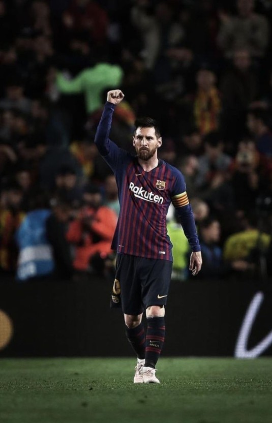 lionel messi eyes 0069