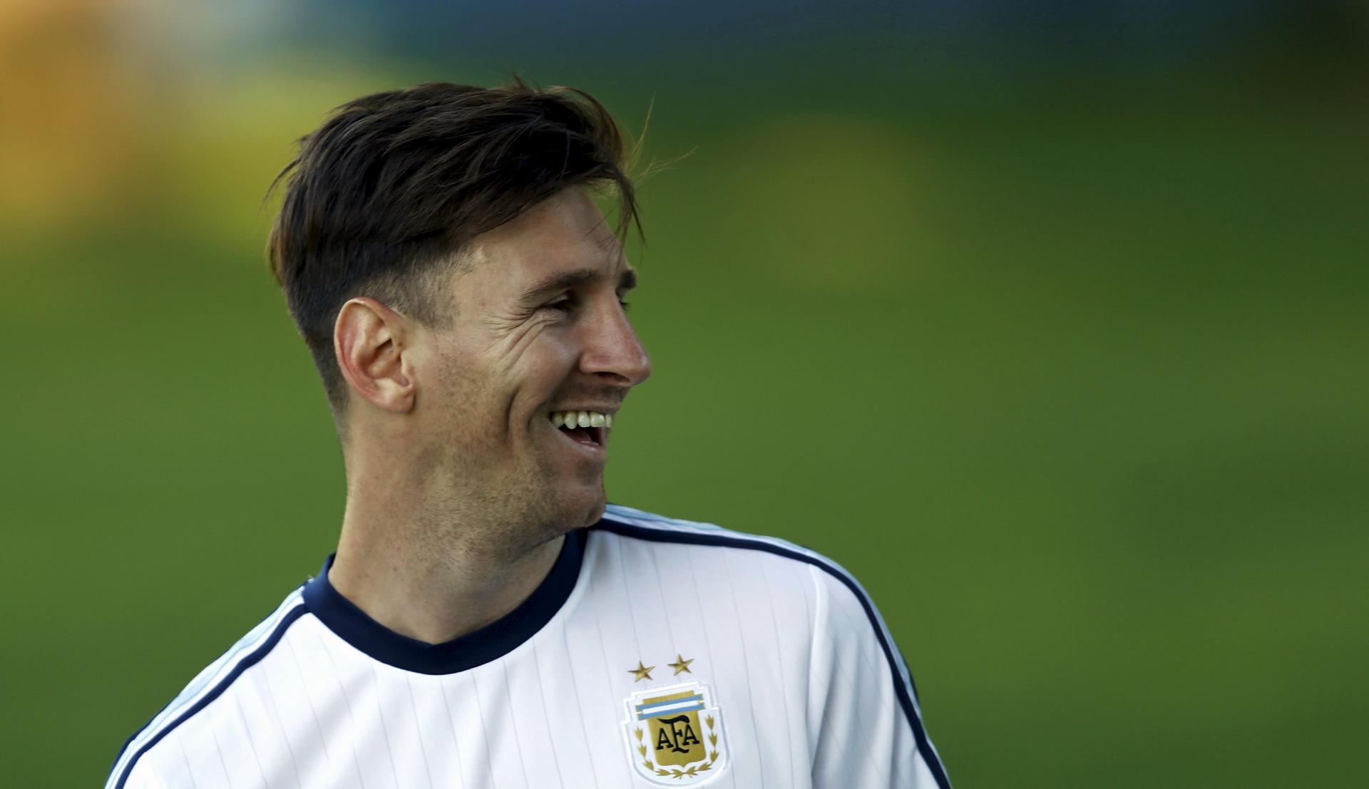Lionel Messi hair trends