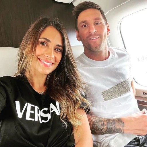 lionel messi in a suit 0042