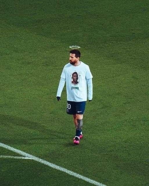 lionel messi in a suit 0063