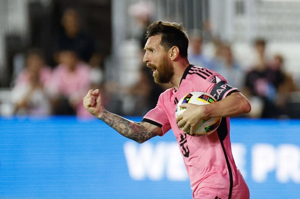 Lionel Messi training images