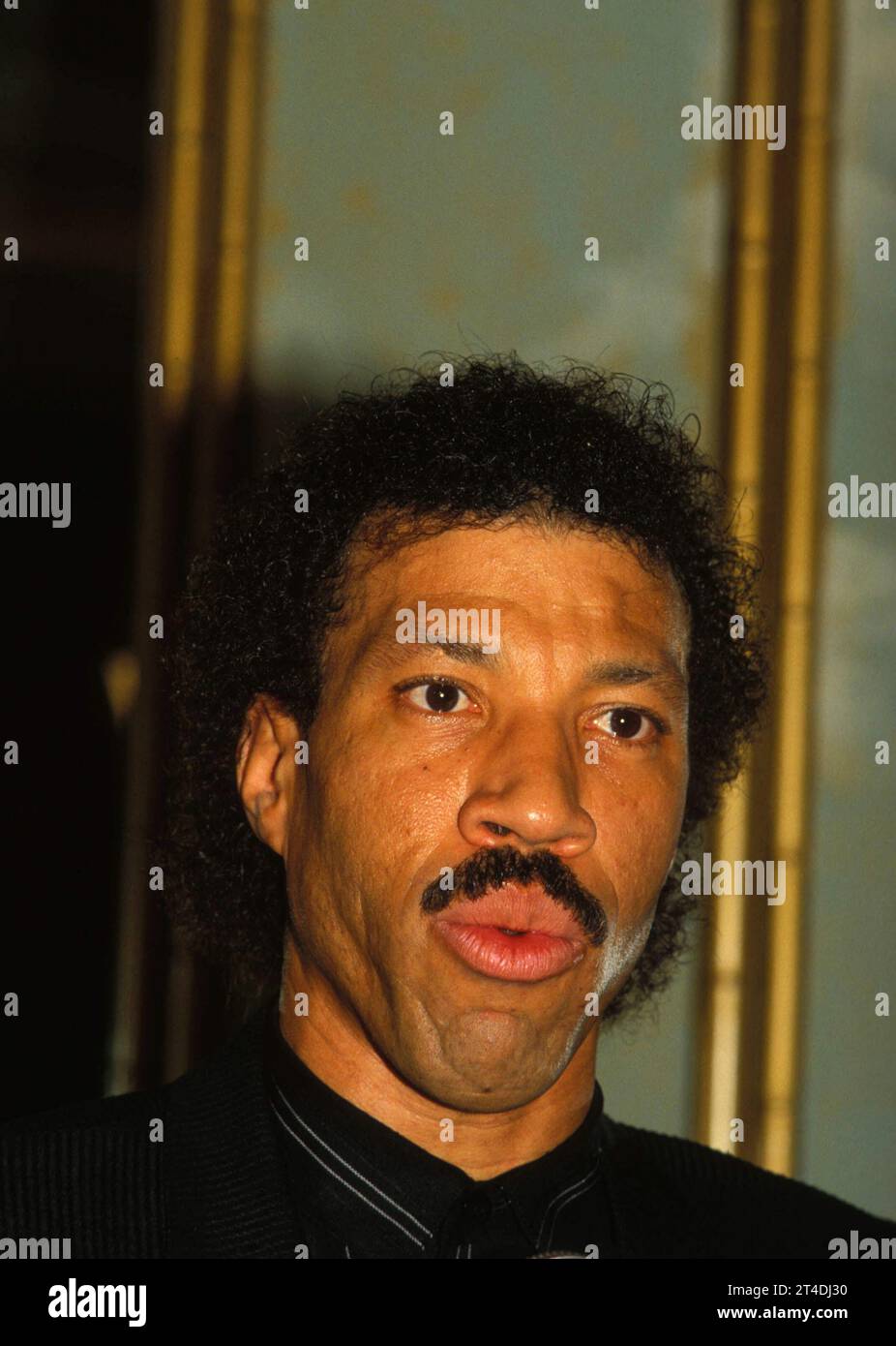 lionel richie 1980 0027