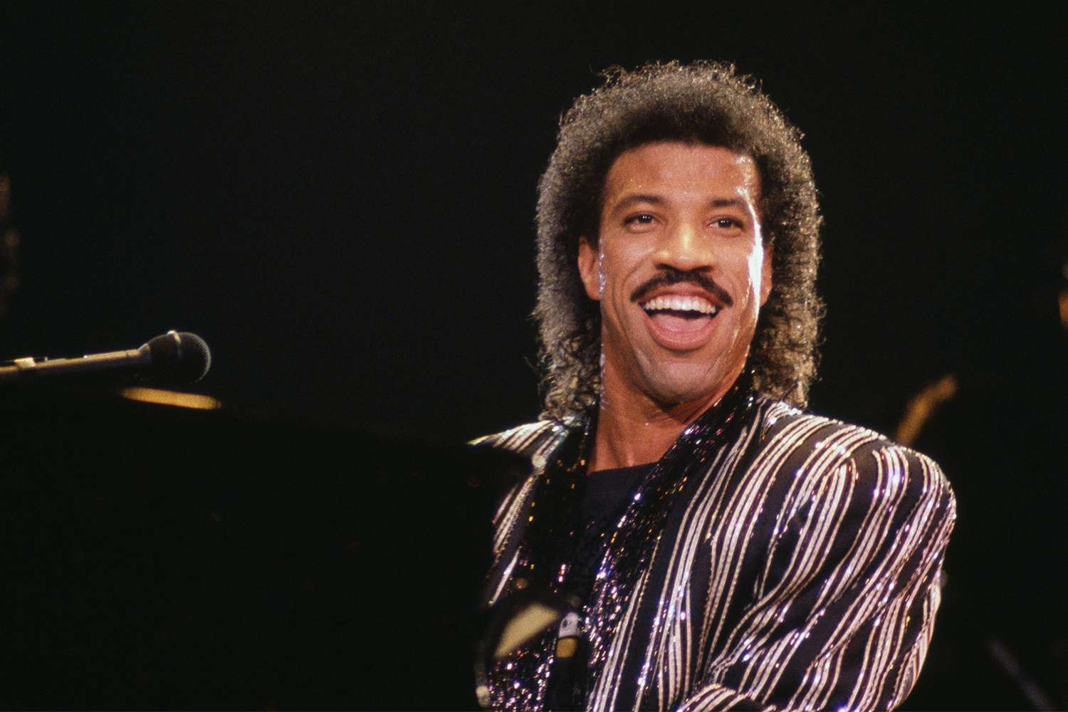 lionel richie in the 80s