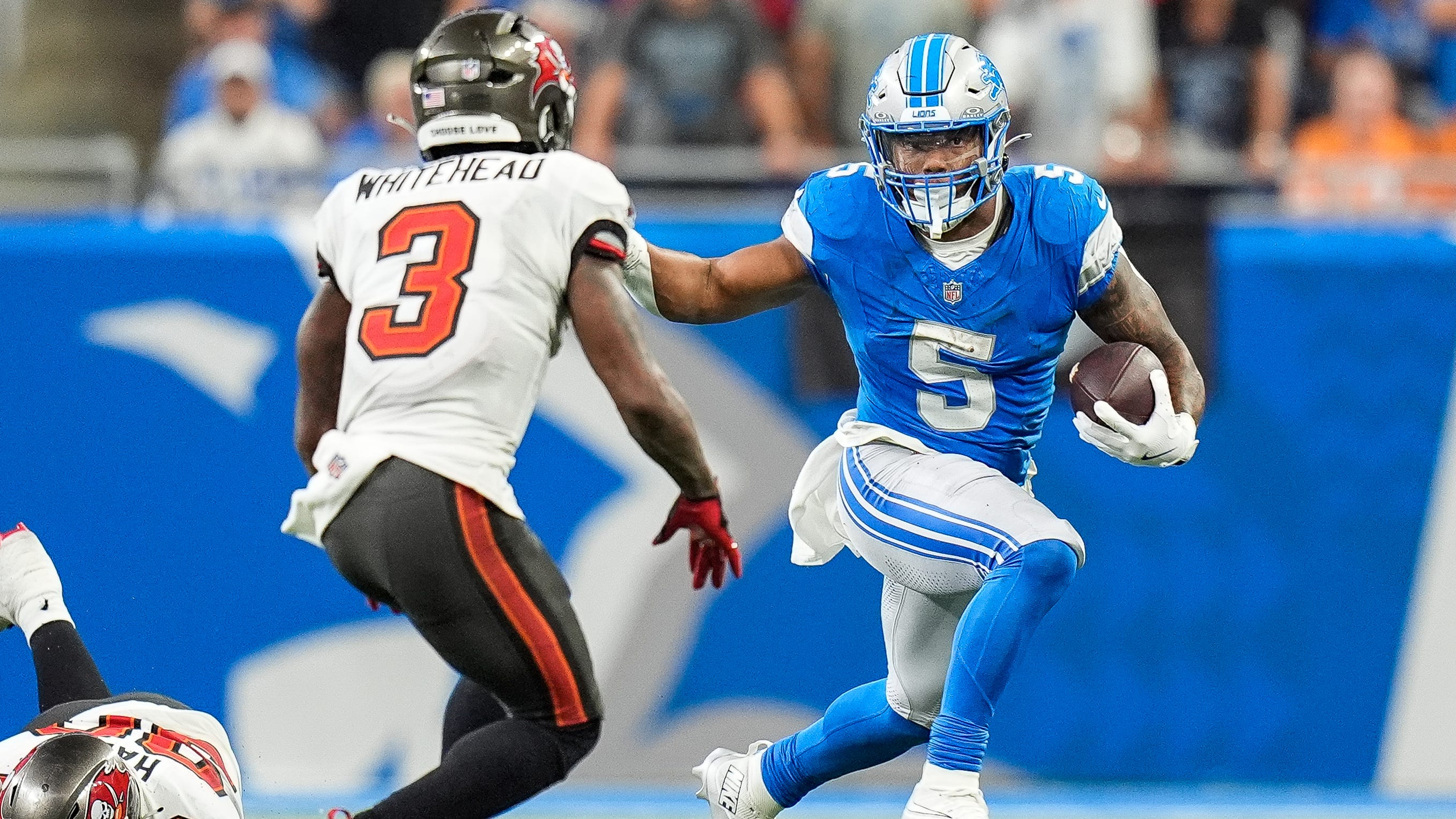lions buccaneers predictions 2023