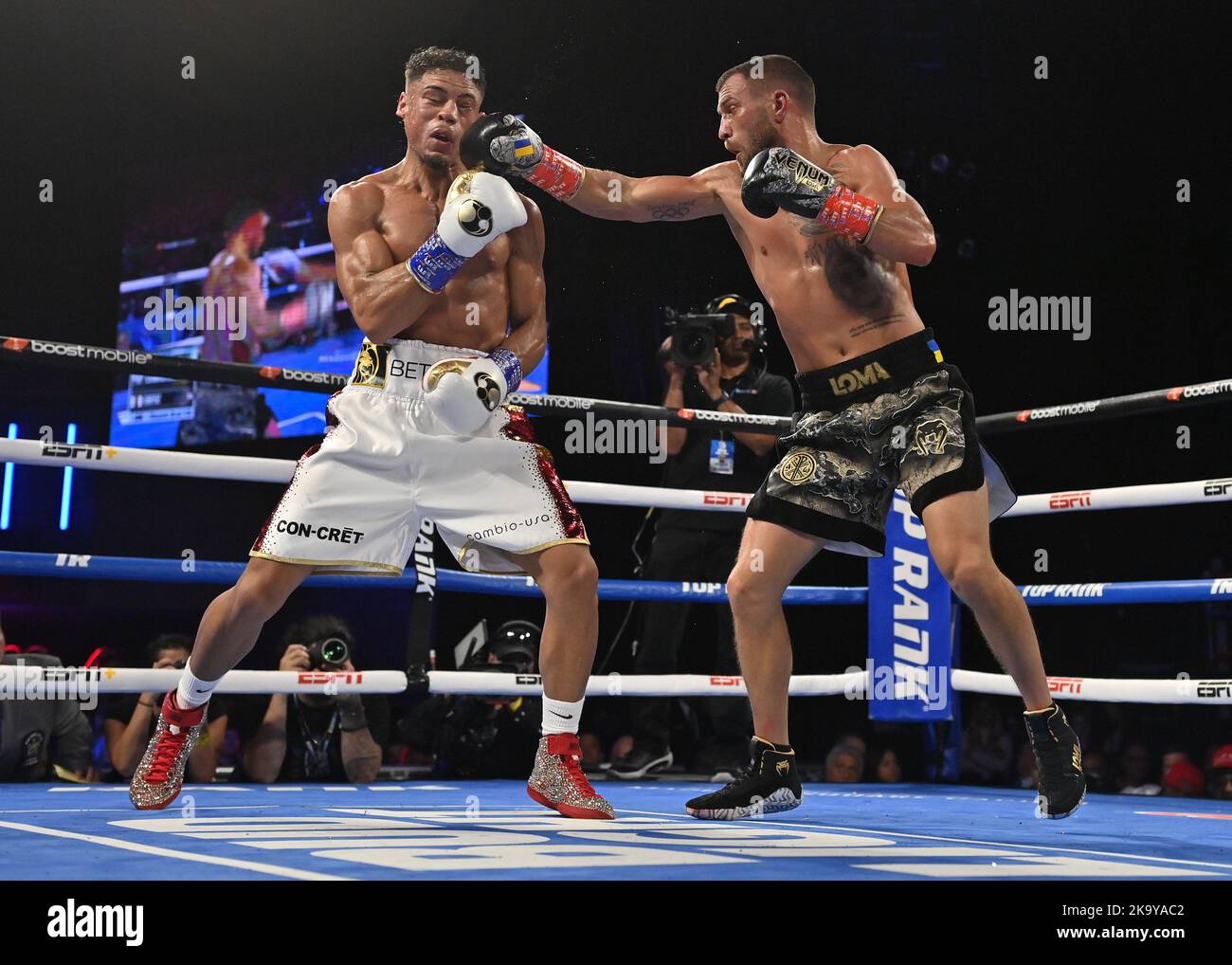 lomachenko ortiz 0045