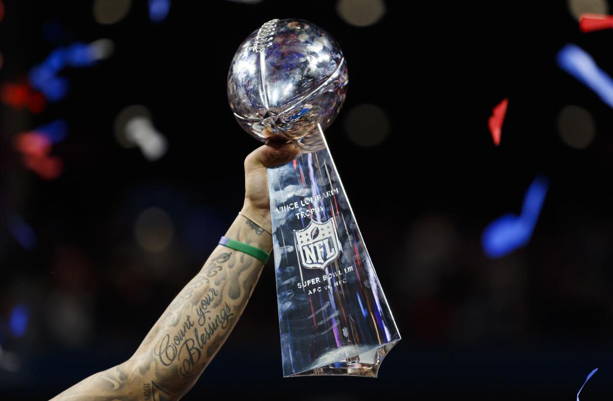 lombardi trophy image 0045